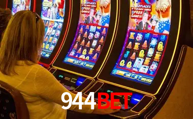 Descubra o Mundo do Cassino Online com 944bet